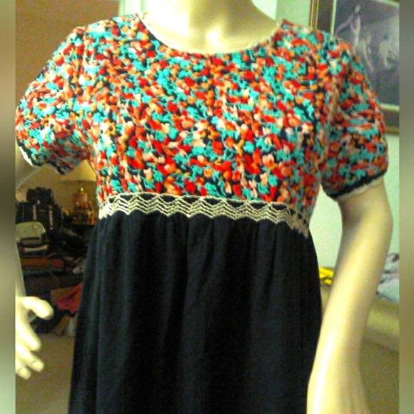 BNWOT THML (ANTHROPOLOGIE) DRESS EMBROIDERY ON TOP BLACK RUFFLE BTTM. SZ. MED - Picture 3 of 8